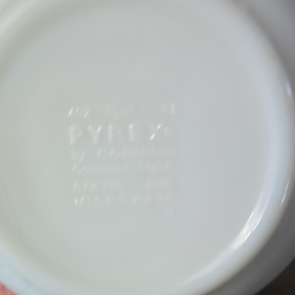 Vintage Yellow Floral Mixing Bowls - Picture 3 of 7